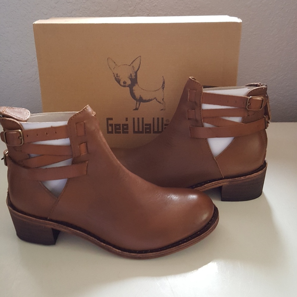 GeeWawa Handmade Strappy Ankle Boots New 8